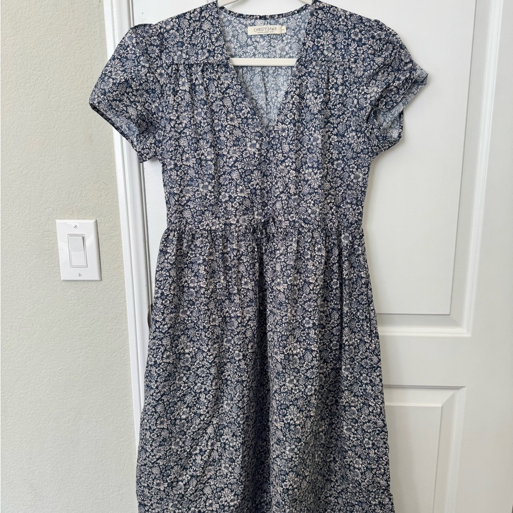 SOLD Christy Dawn The simple dawn dress in navy daisies size Petite Small